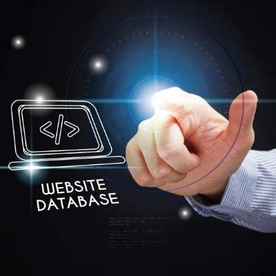 website database と表示しているハイテクをイメージした写真